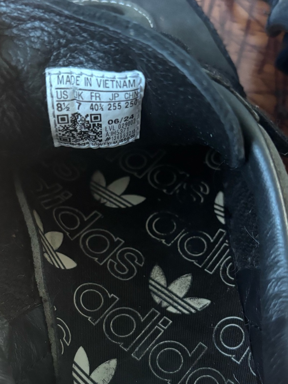 ADIDAS Sambas - Picture 4 of 4